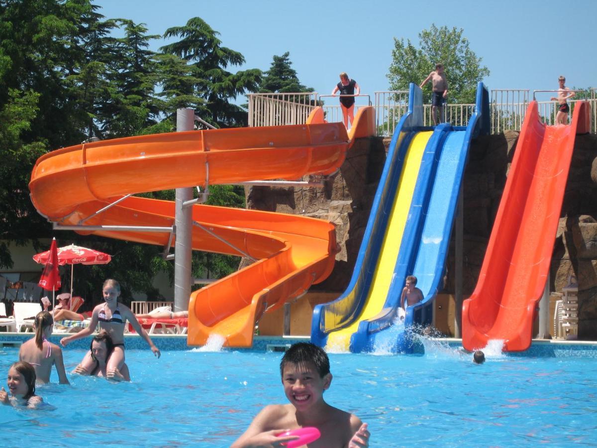 Hotel Iskar & Aquapark サニービーチ エクステリア 写真